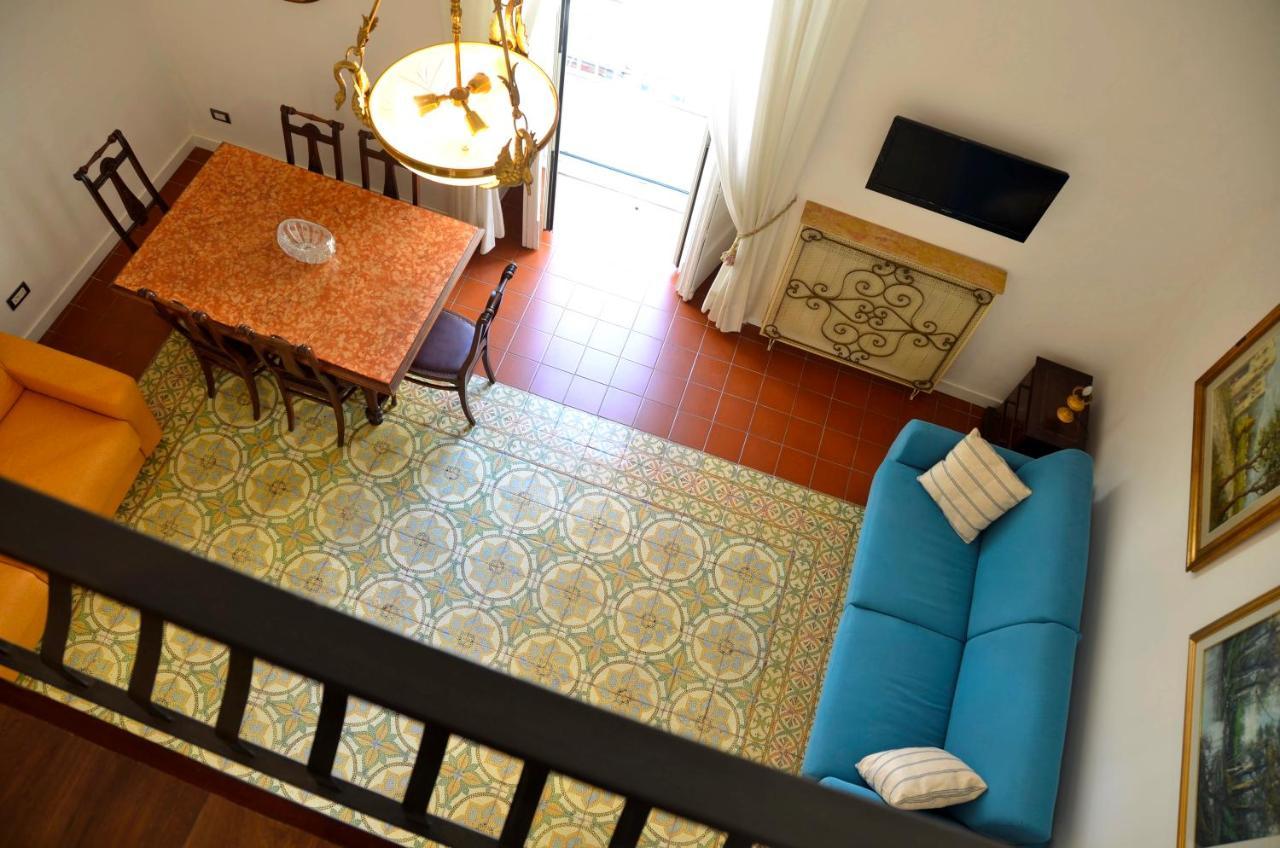 Casa Cesira Hotel Наполи Екстериор снимка