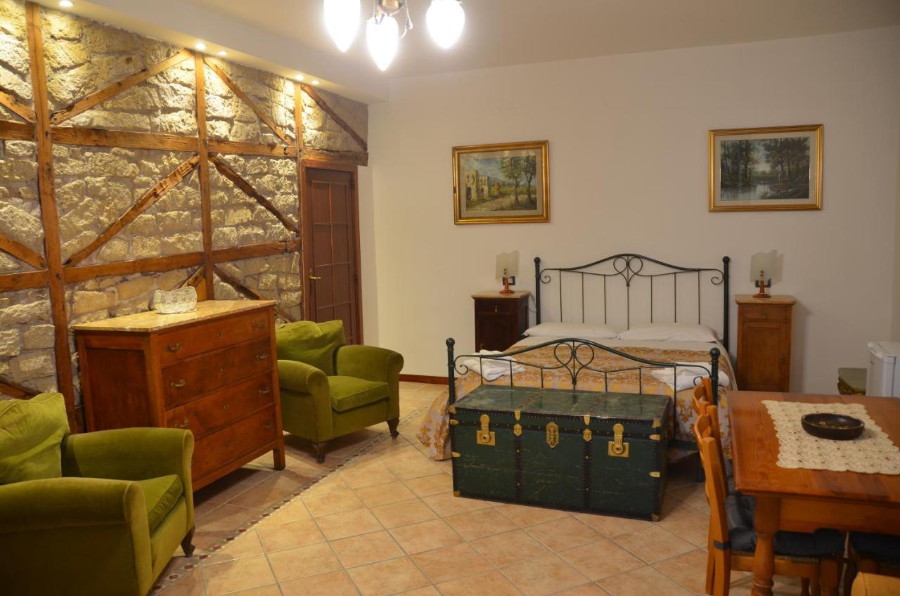 Casa Cesira Hotel Наполи Екстериор снимка