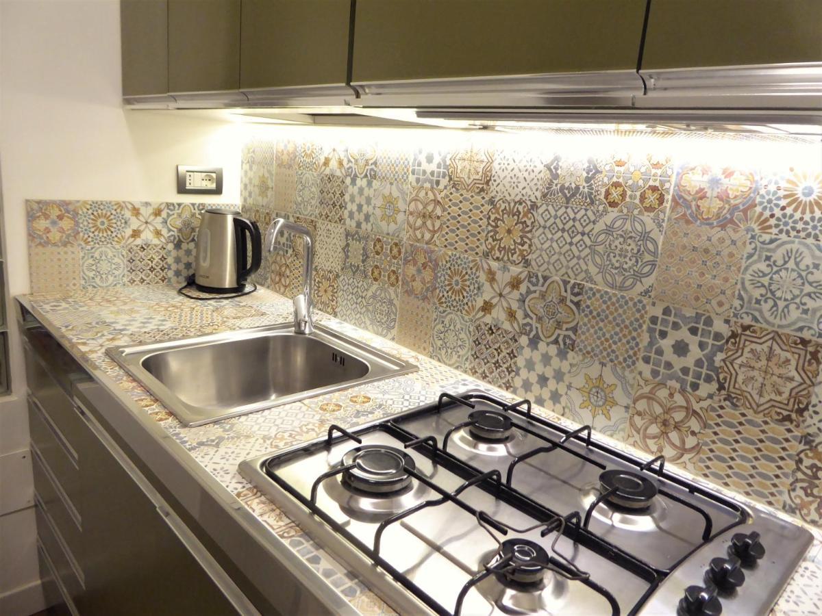 Casa Cesira Hotel Наполи Екстериор снимка